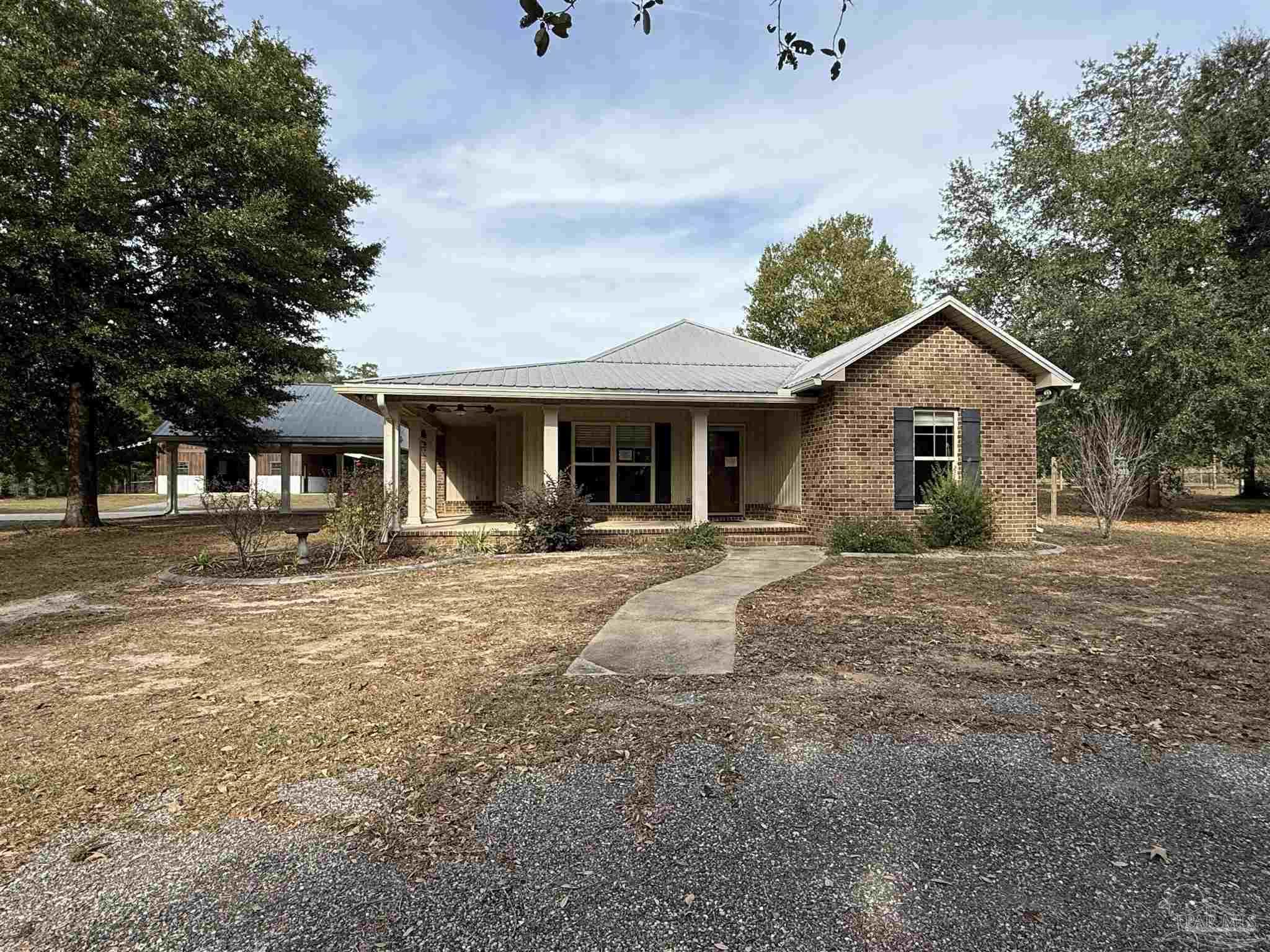 Photo of Listing #674273