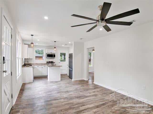 Photo of Listing #674635