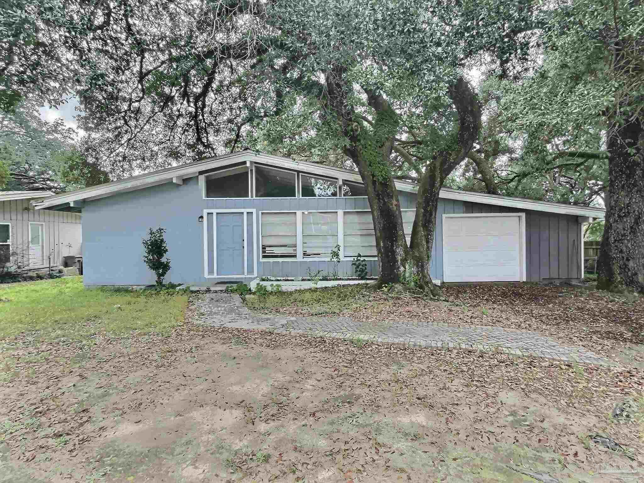 Photo of Listing #674655