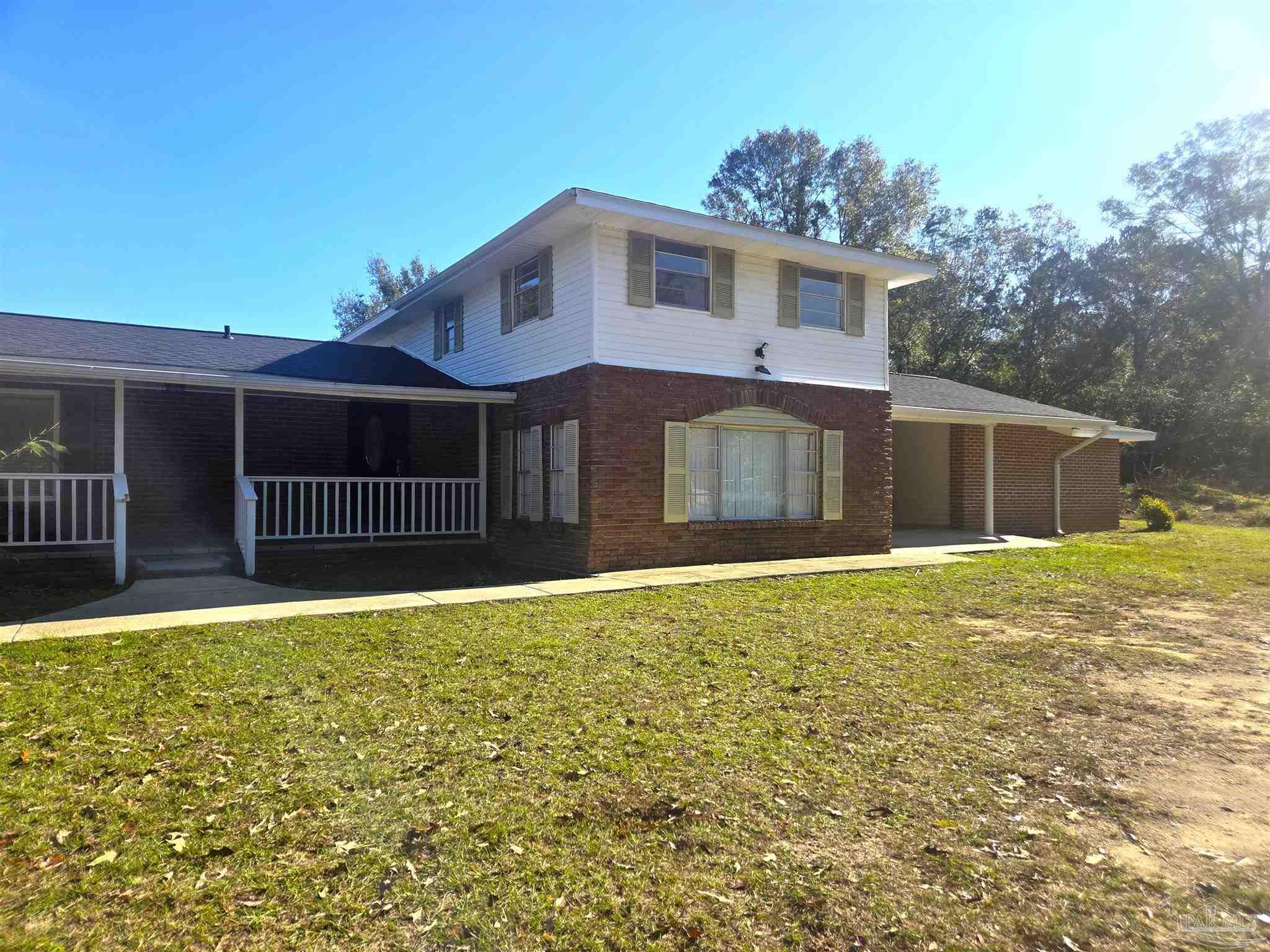 Photo of Listing #674755