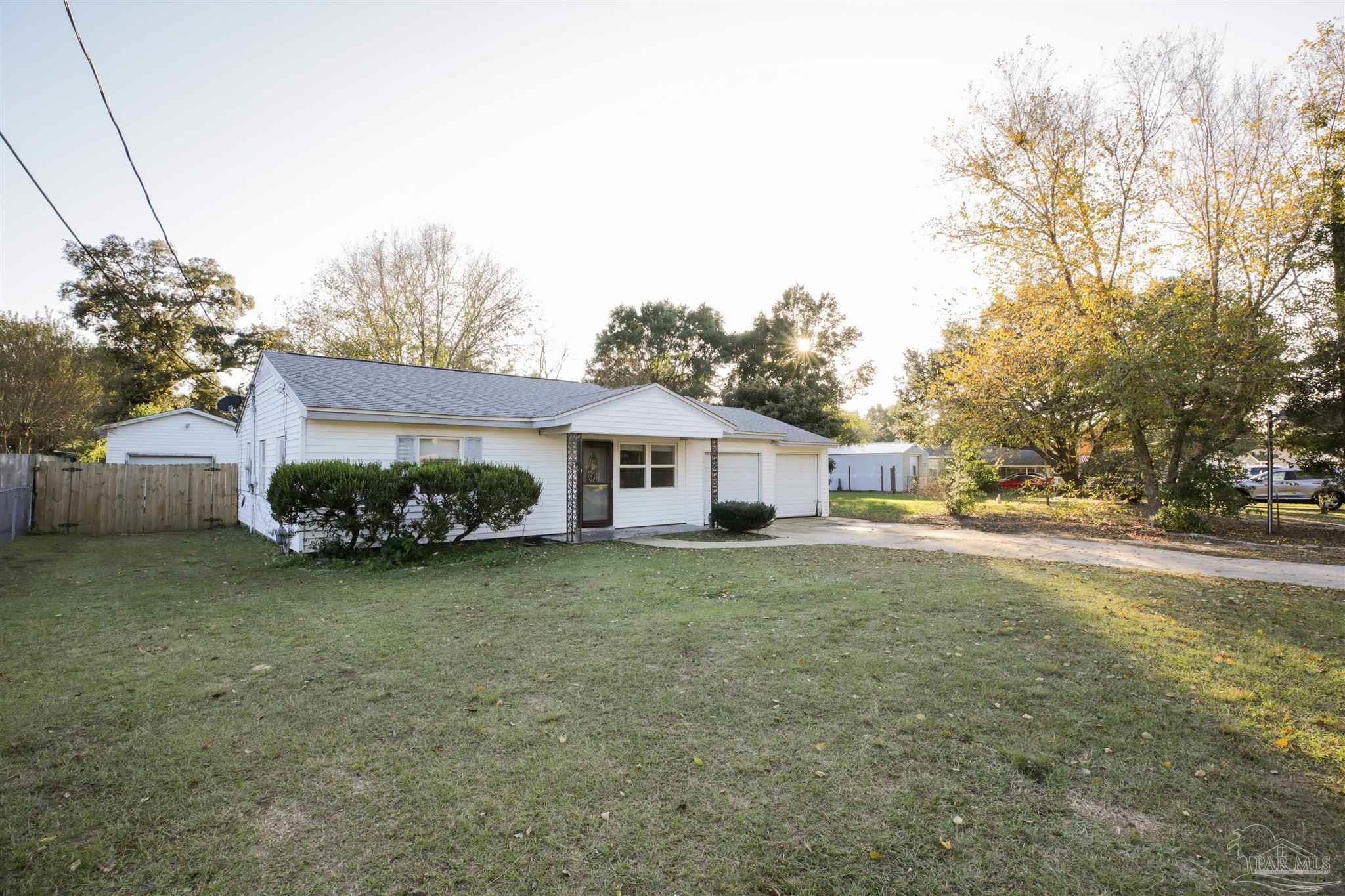 Photo of Listing #674796