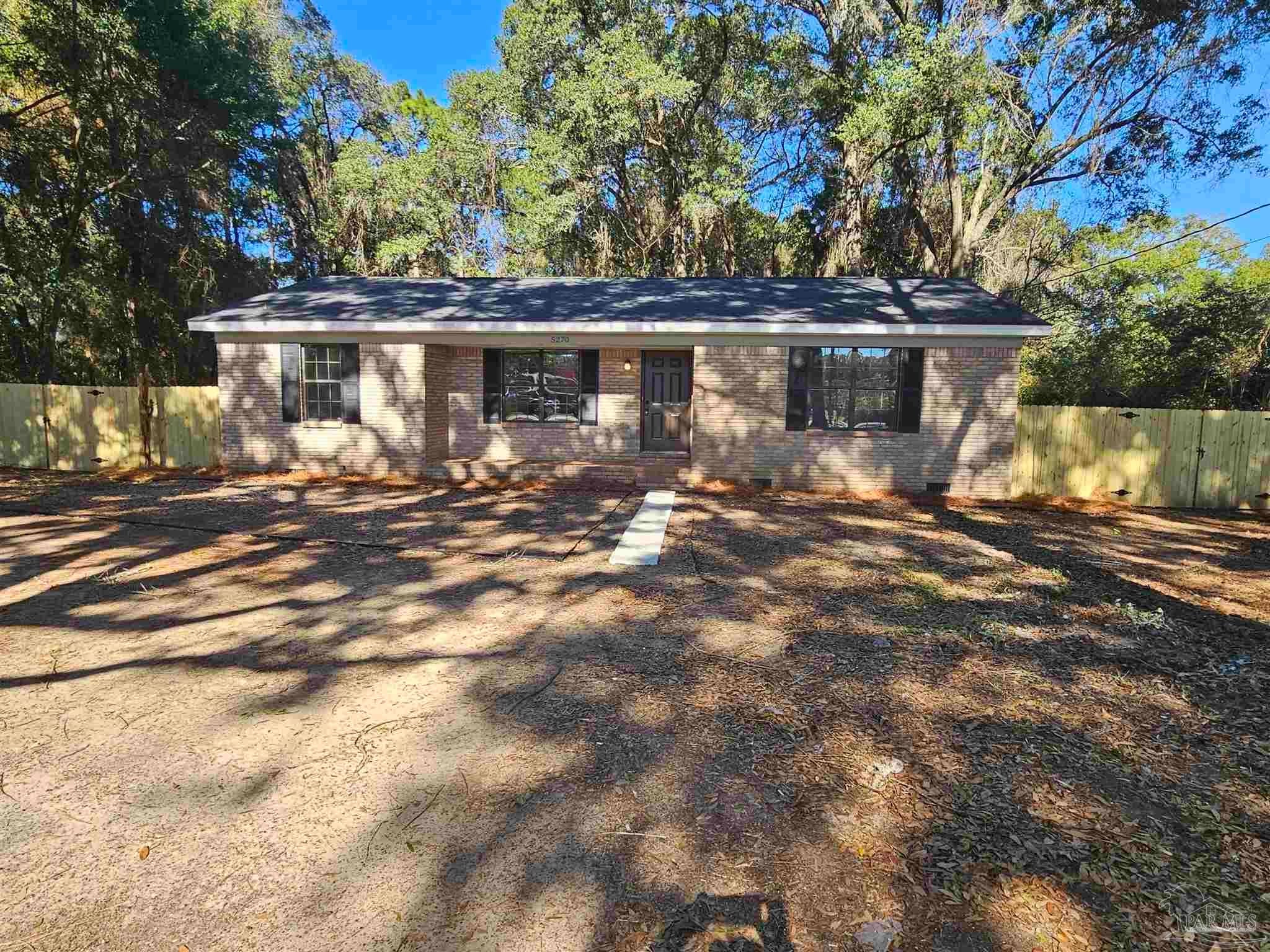 Photo of Listing #674956