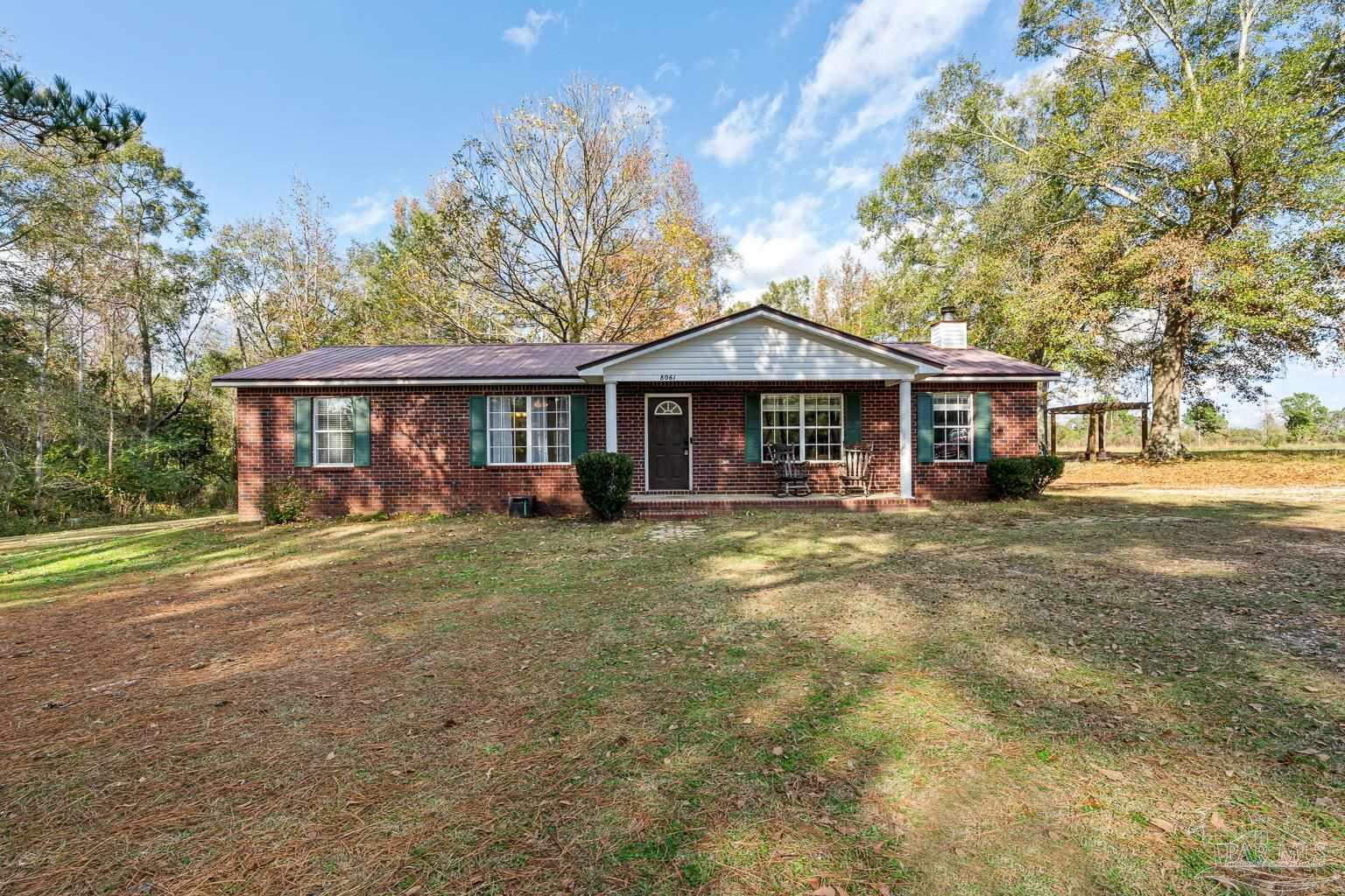 Photo of Listing #674958