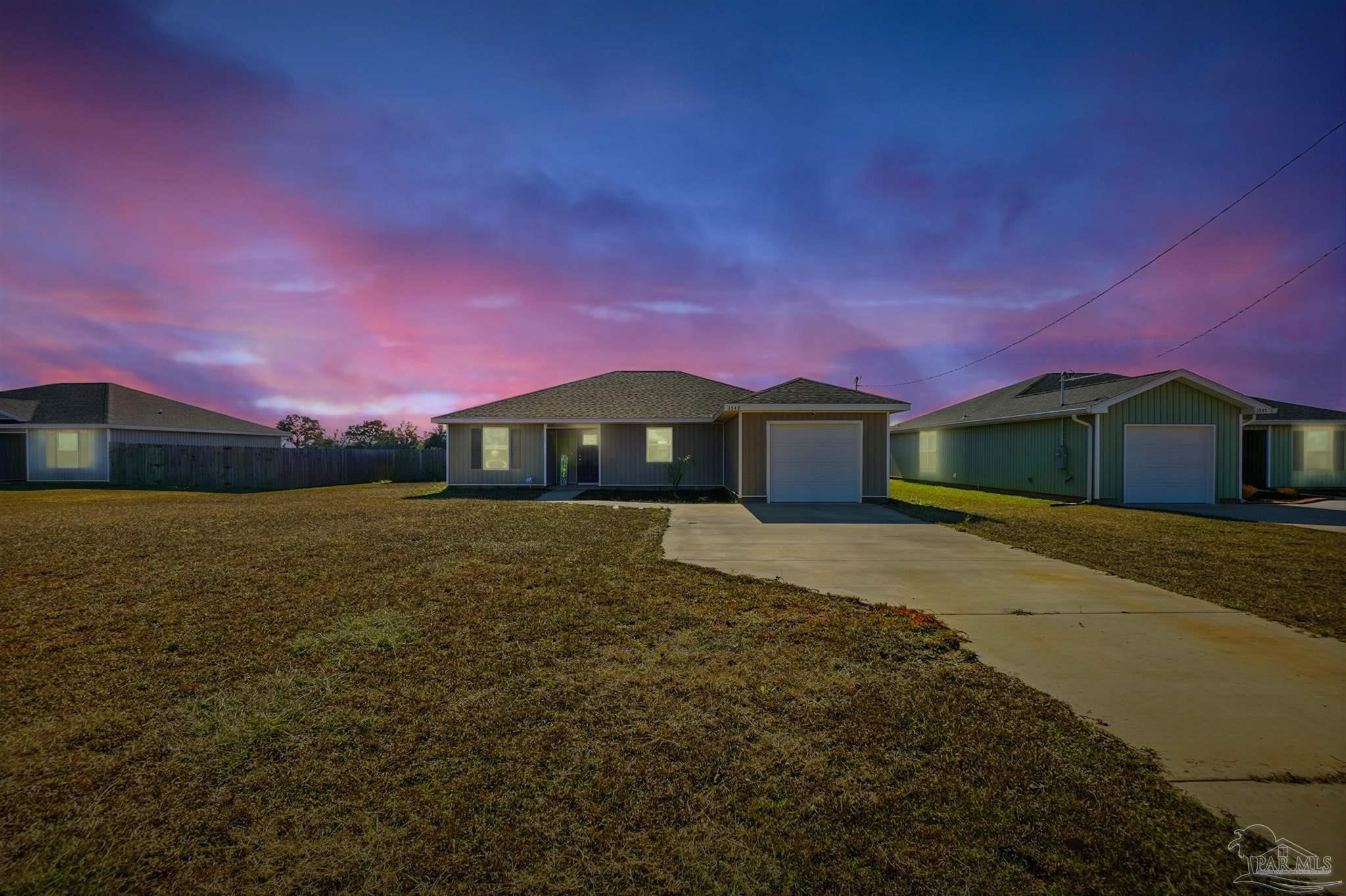 Photo of Listing #675015