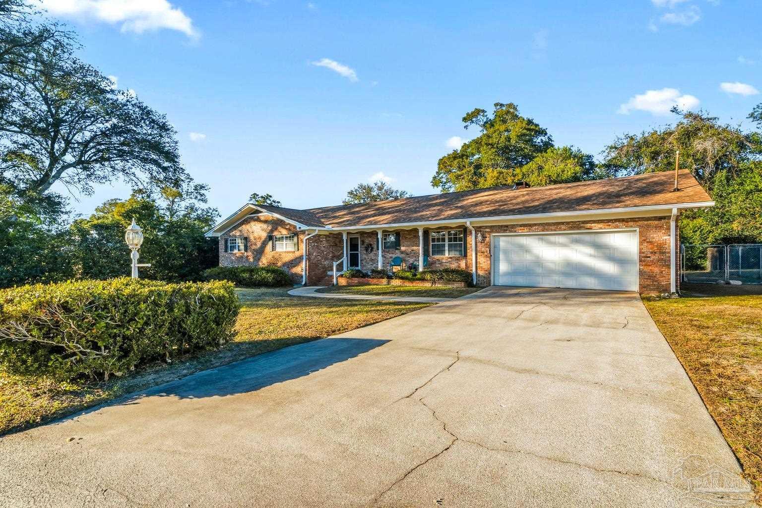 Photo of Listing #675036