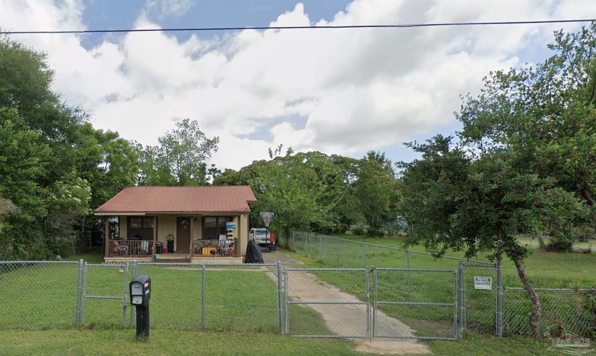 Photo of Listing #675190