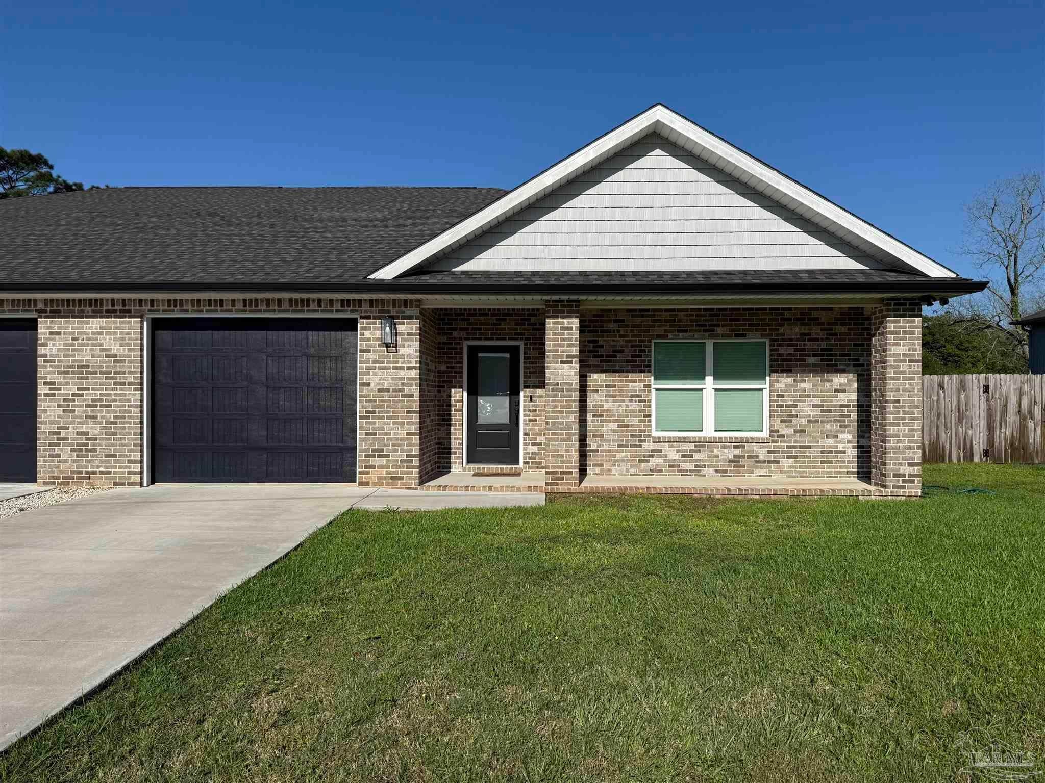 Photo of Listing #662585