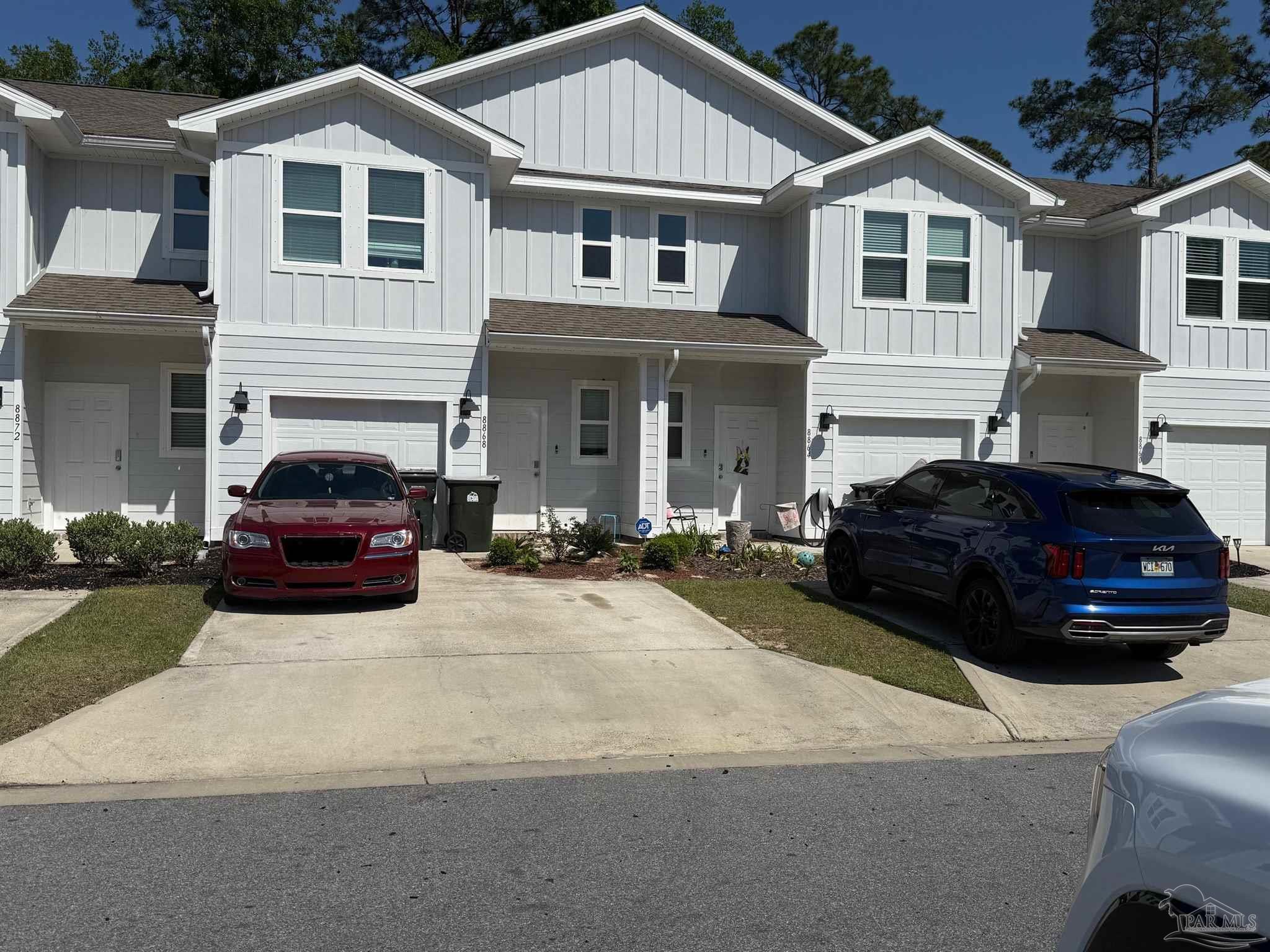Photo of Listing #662874