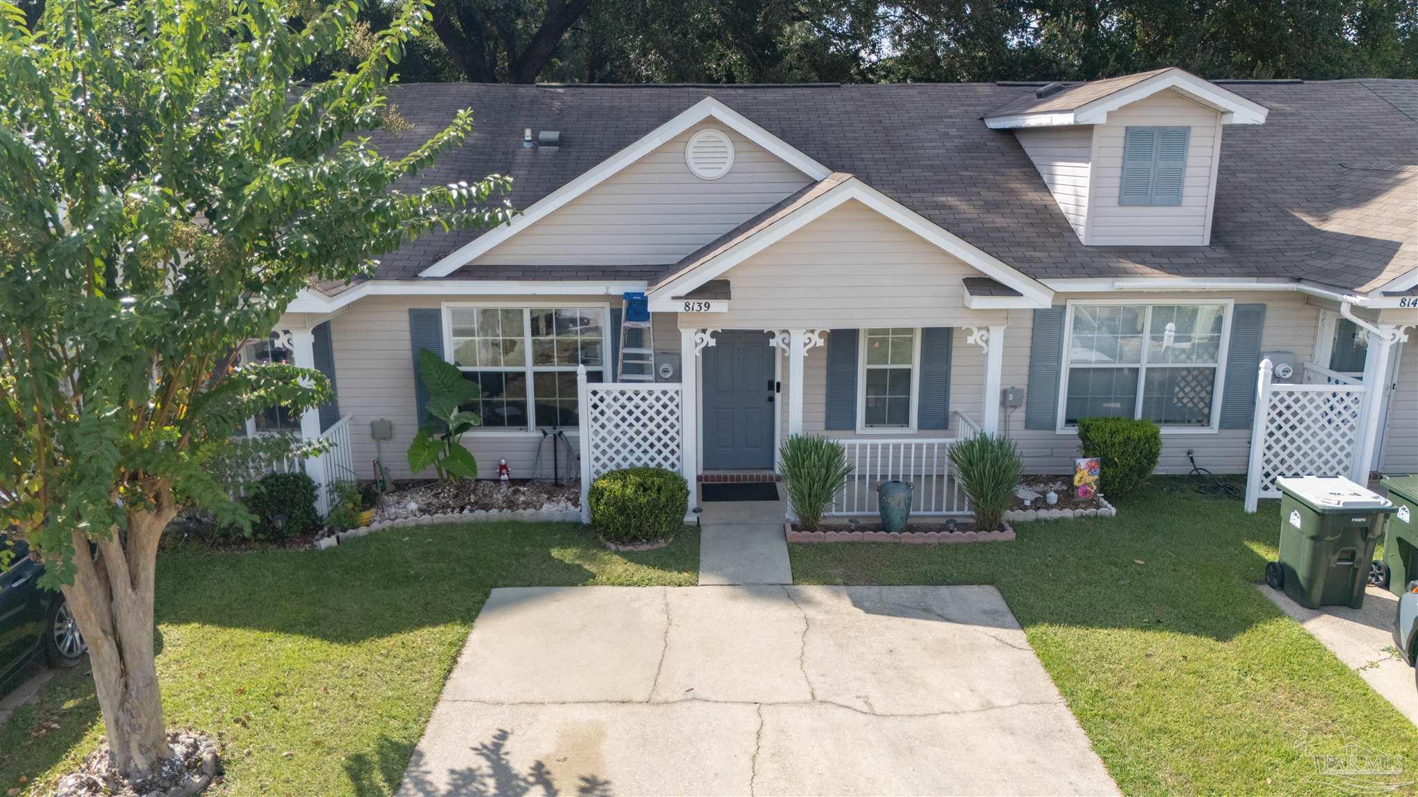 Photo of Listing #671679