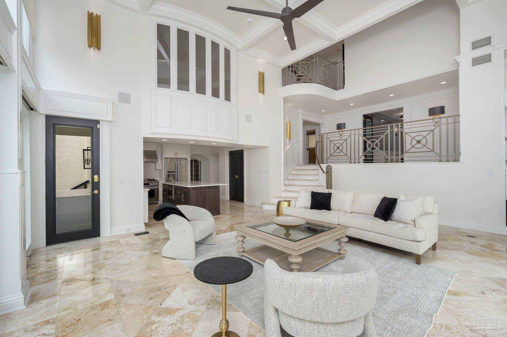 Photo of Listing #672237