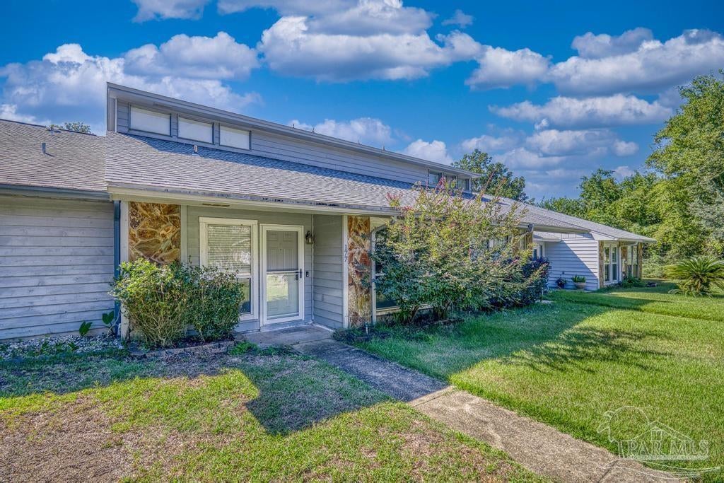 Photo of Listing #672393