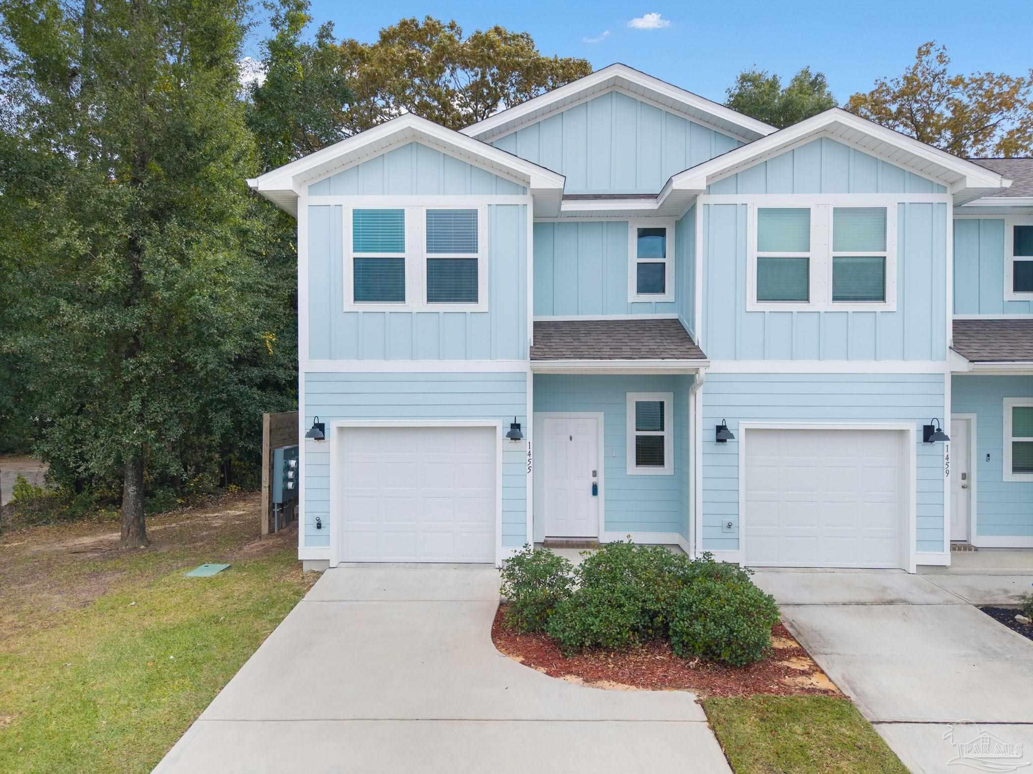 Photo of Listing #674890