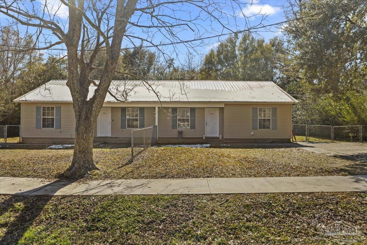 Photo of Listing #657769