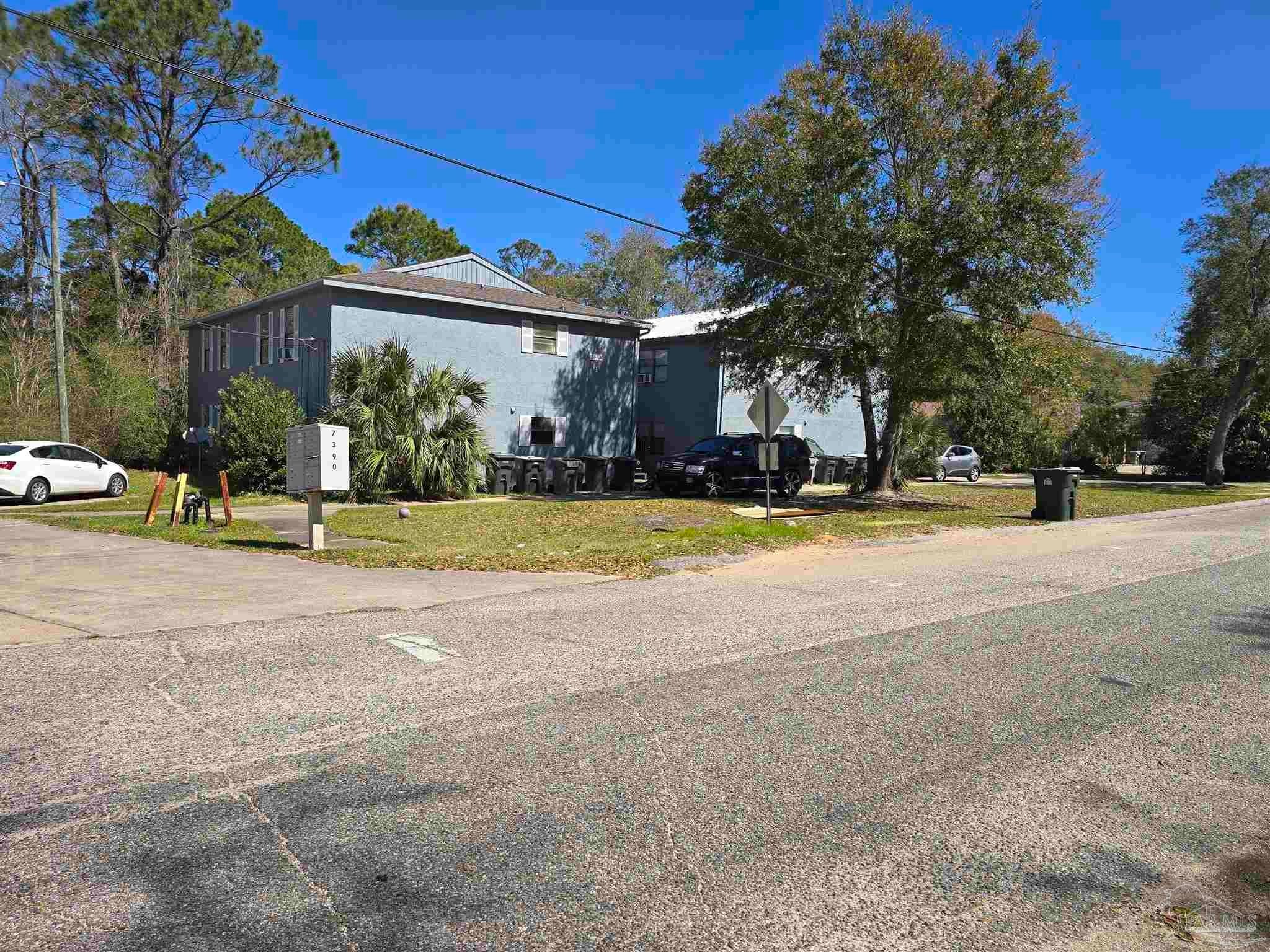 Photo of Listing #661740