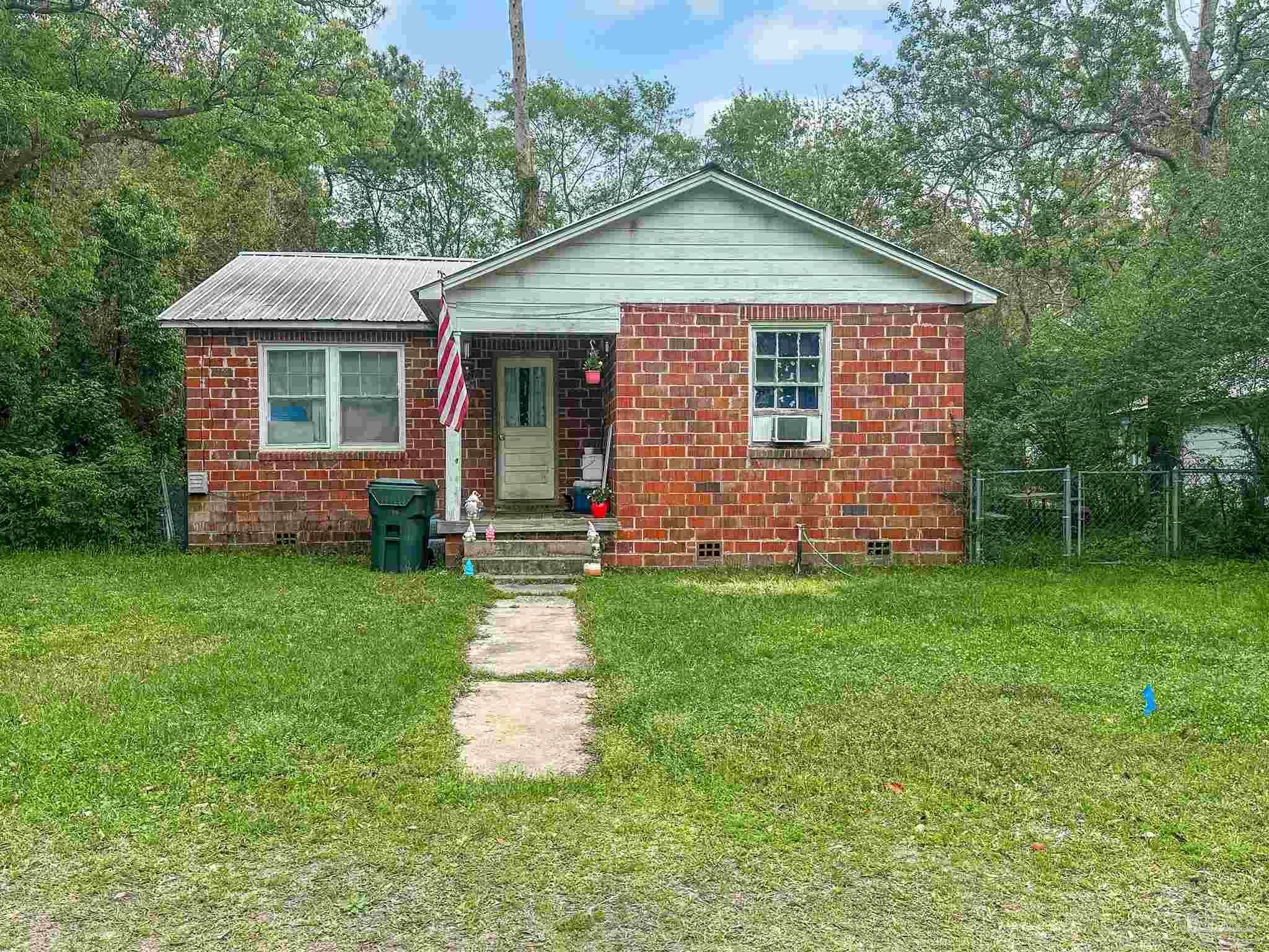 Photo of Listing #662435