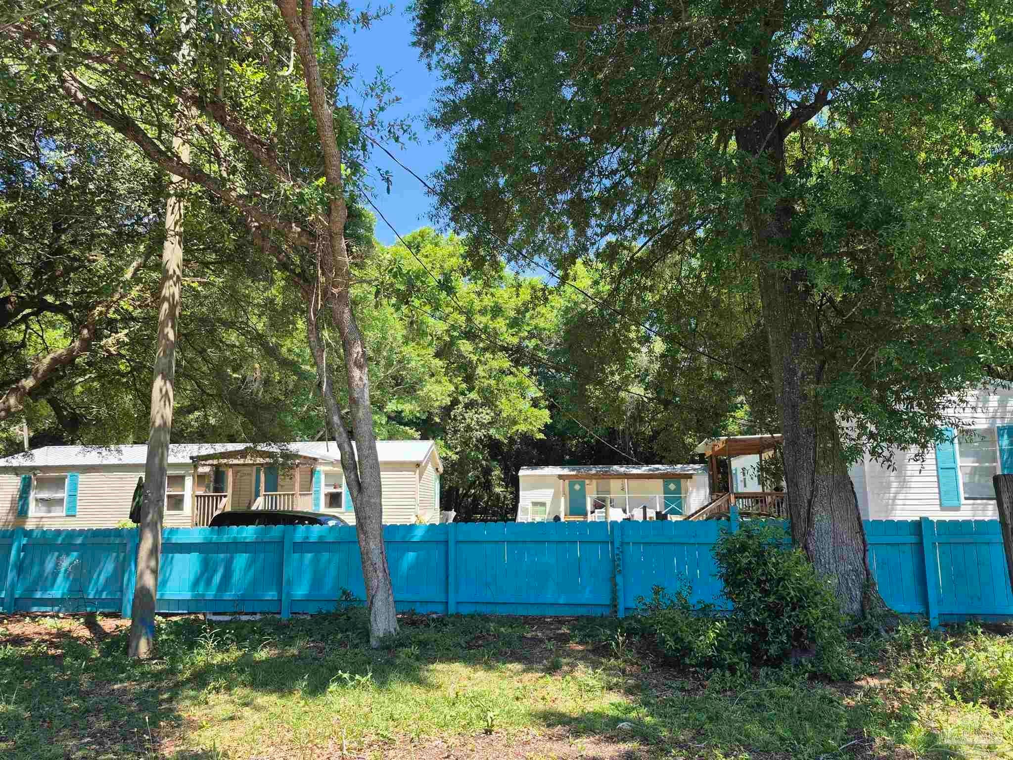 Photo of Listing #663927