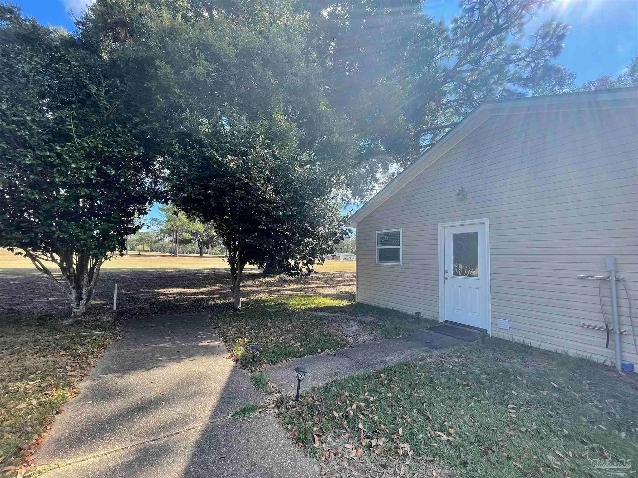 Photo of Listing #644150