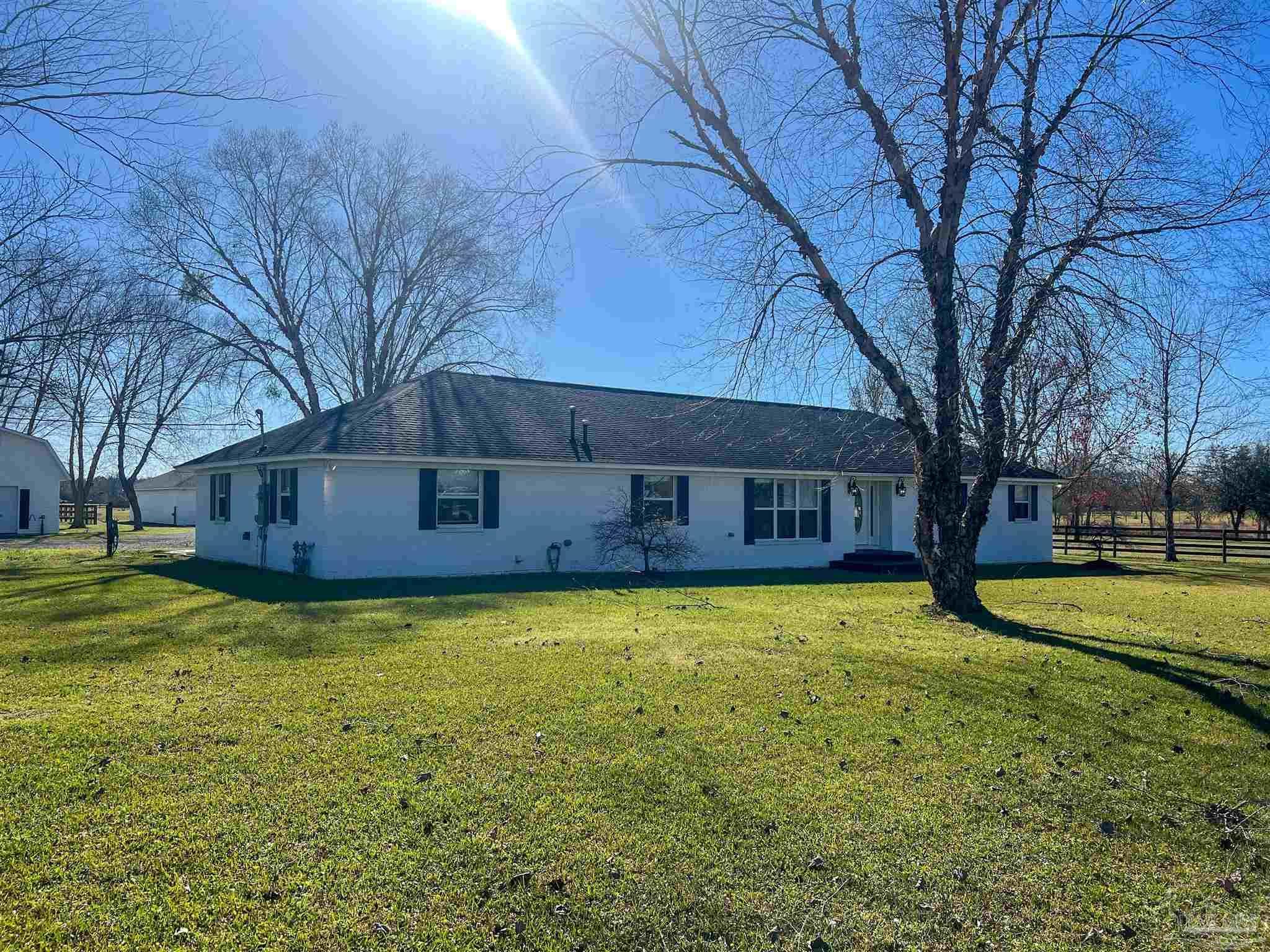 Photo of Listing #660335
