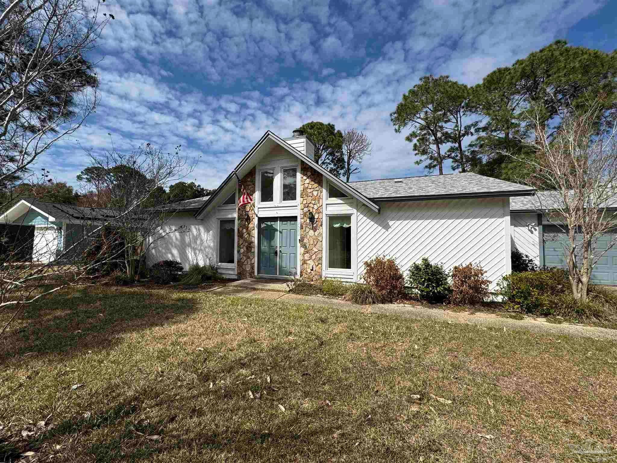 Photo of Listing #660348