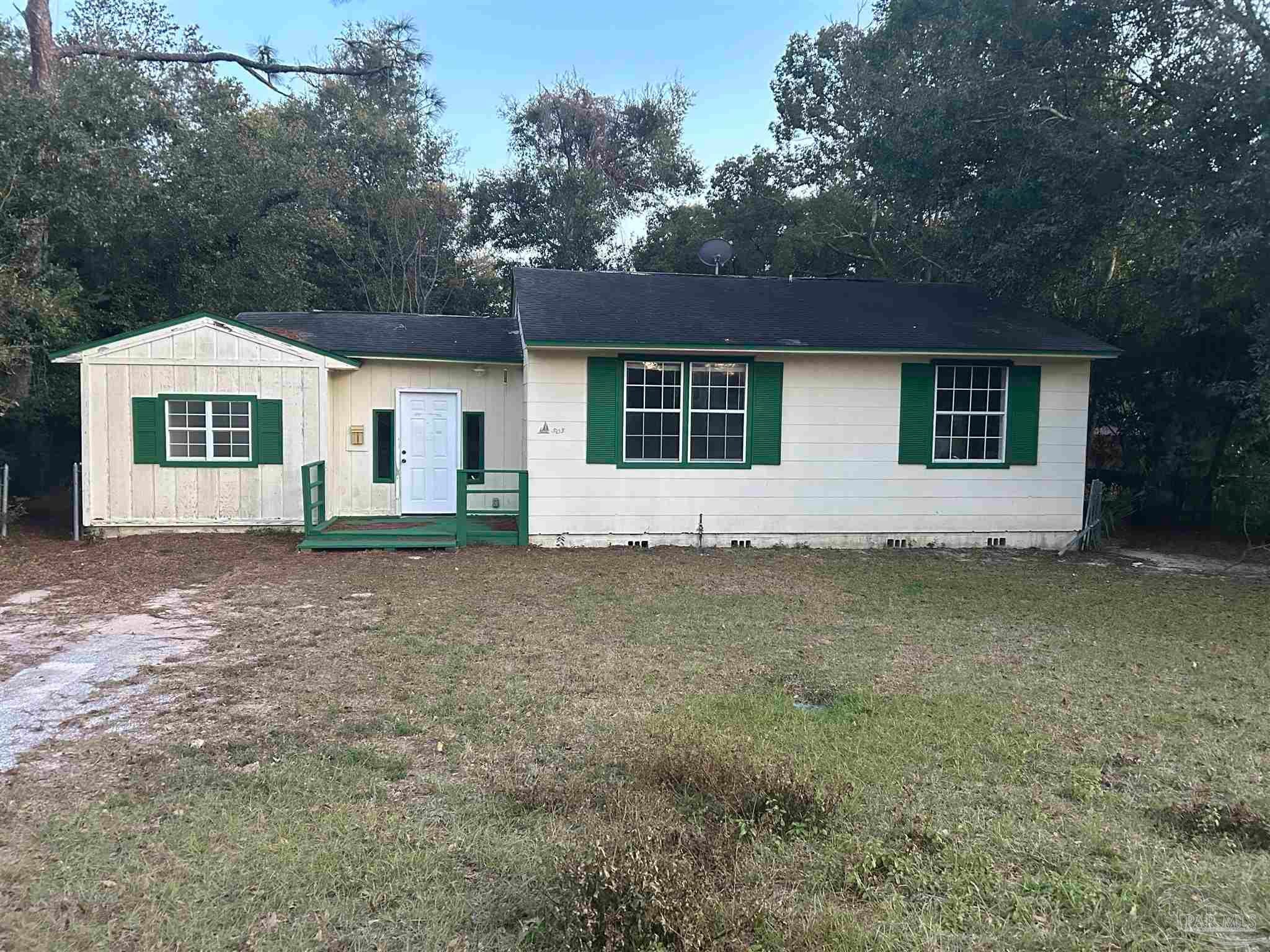 Photo of Listing #661800