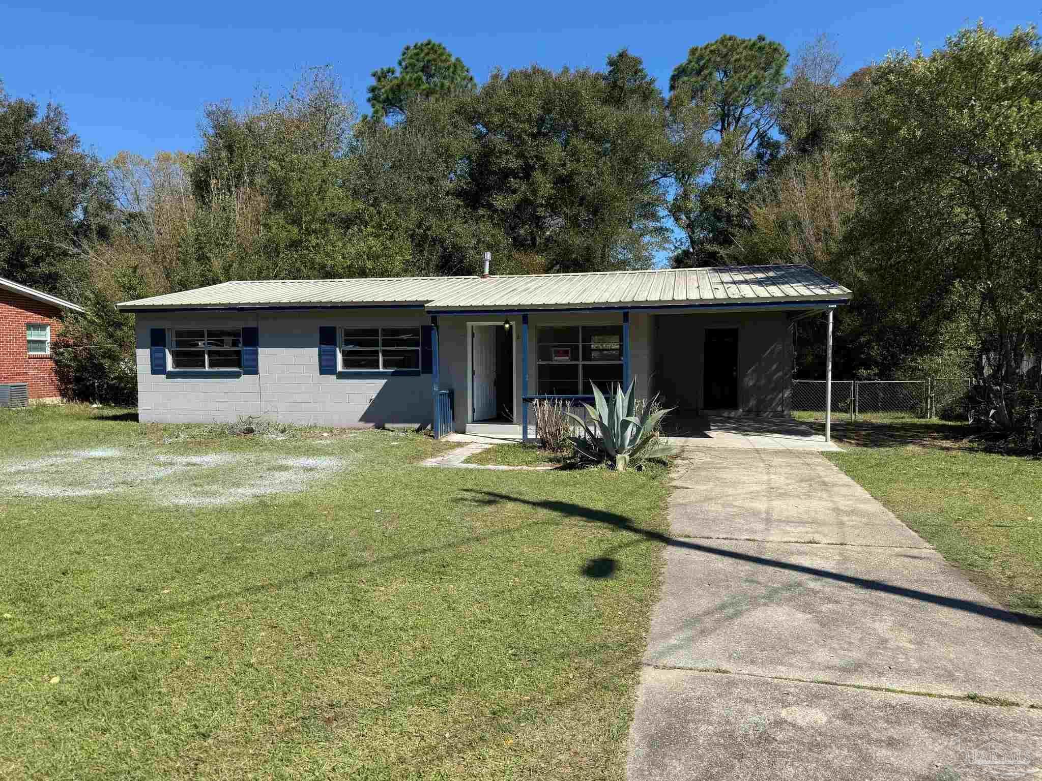 Photo of Listing #661830