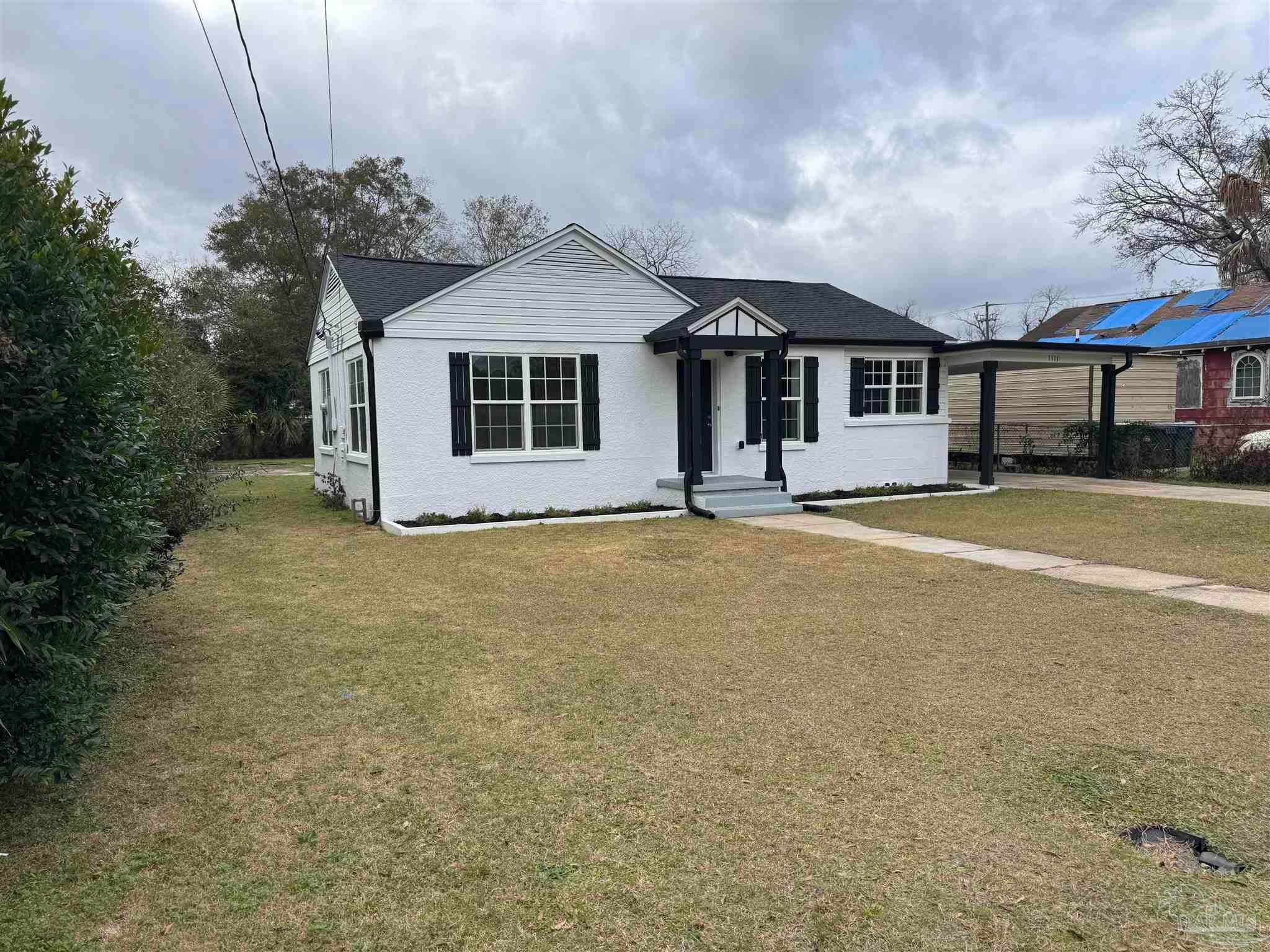 Photo of Listing #662651