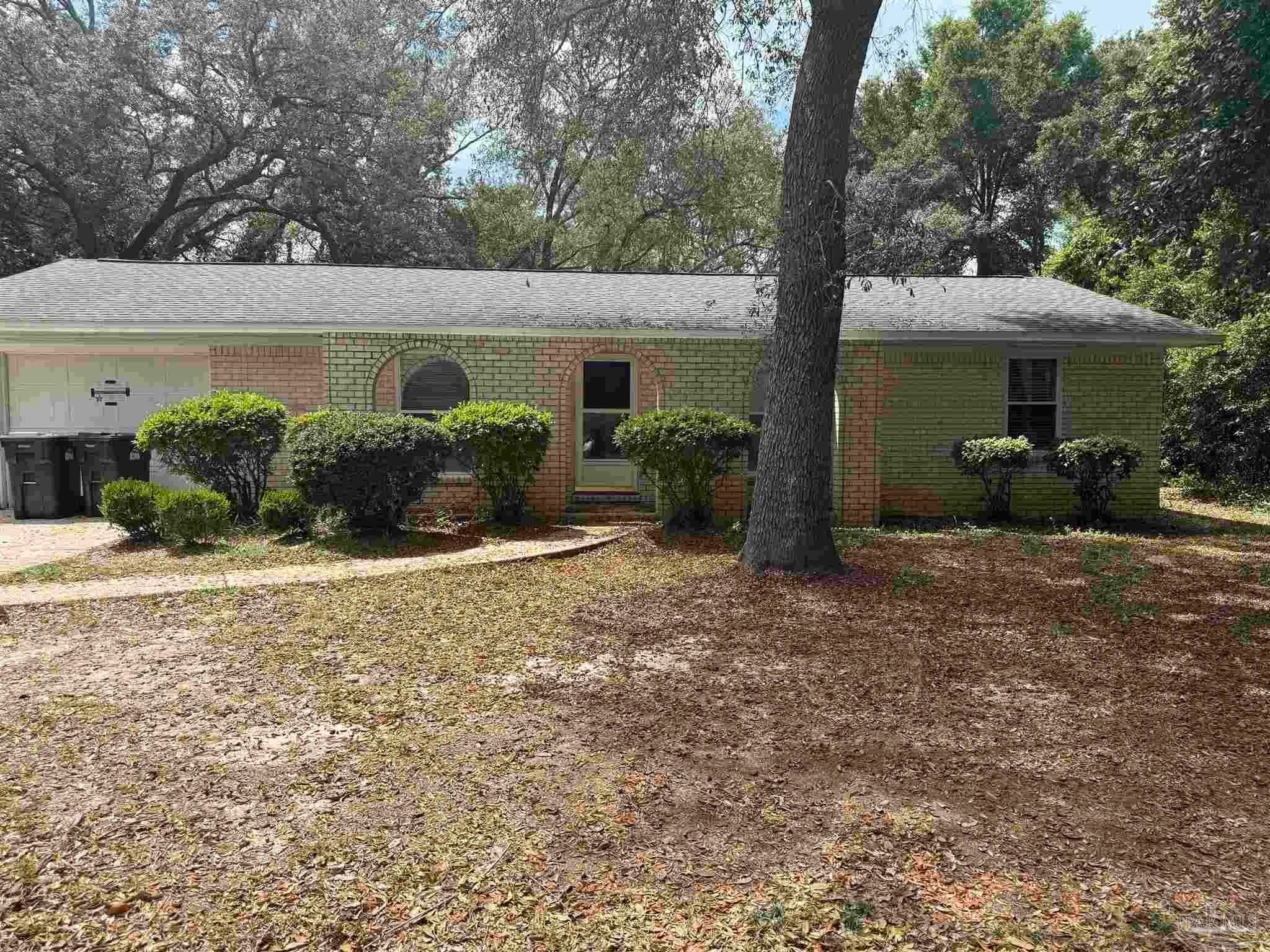 Photo of Listing #663578