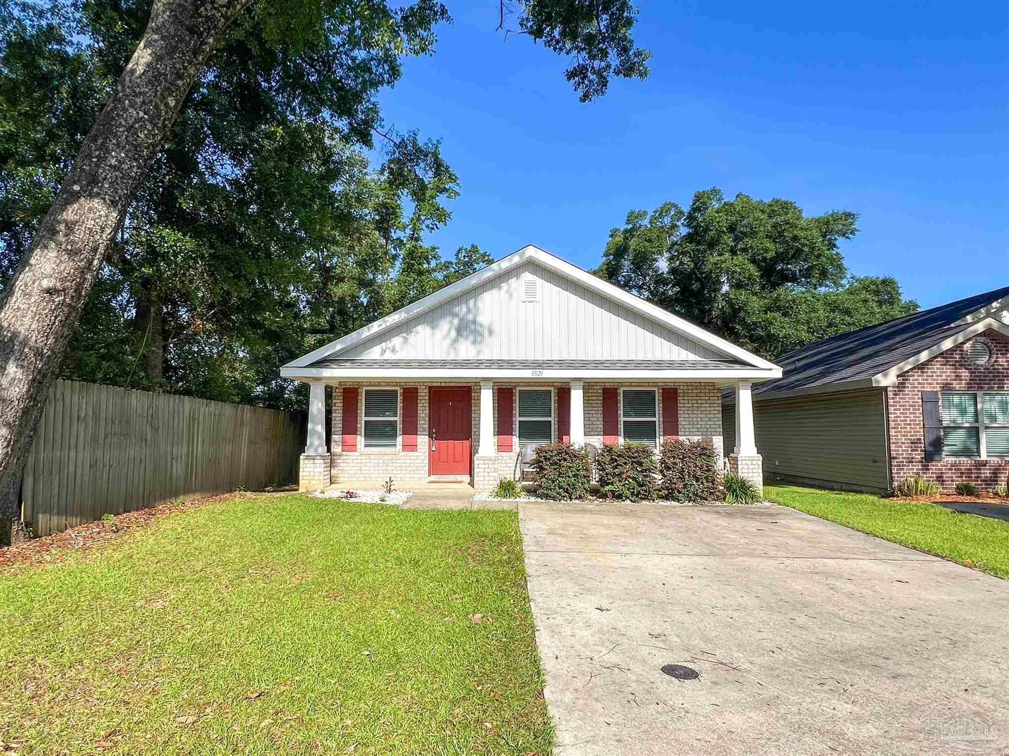 Photo of Listing #665202
