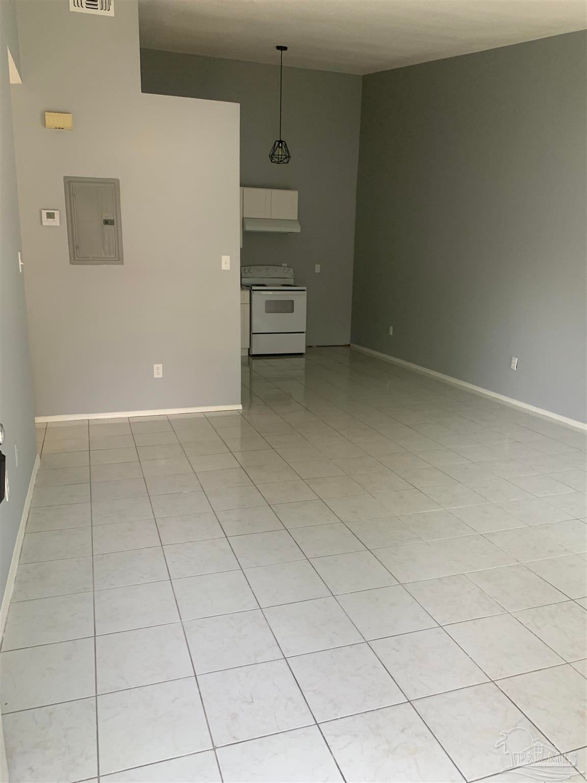 Photo of Listing #667172