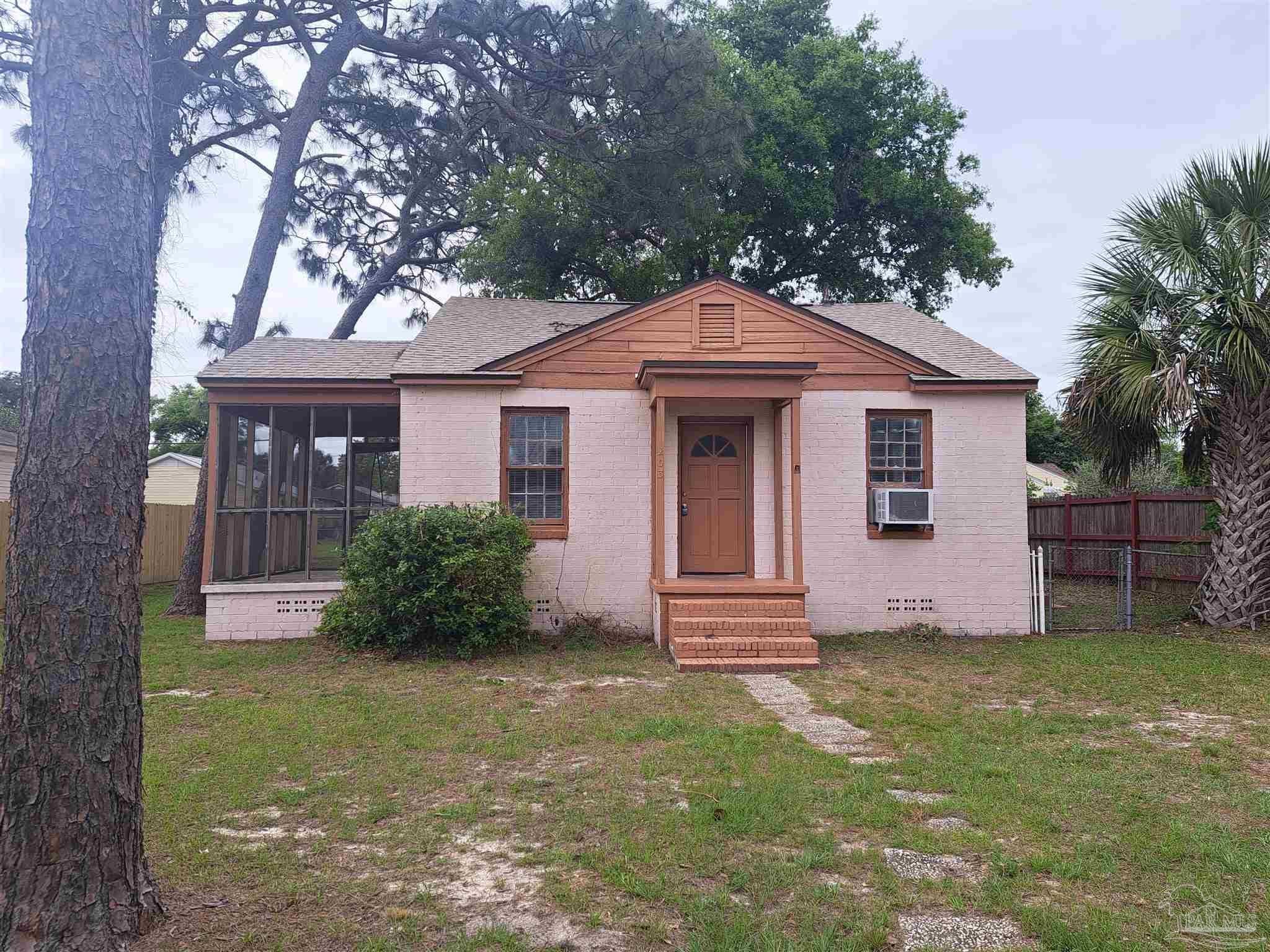 Photo of Listing #667214