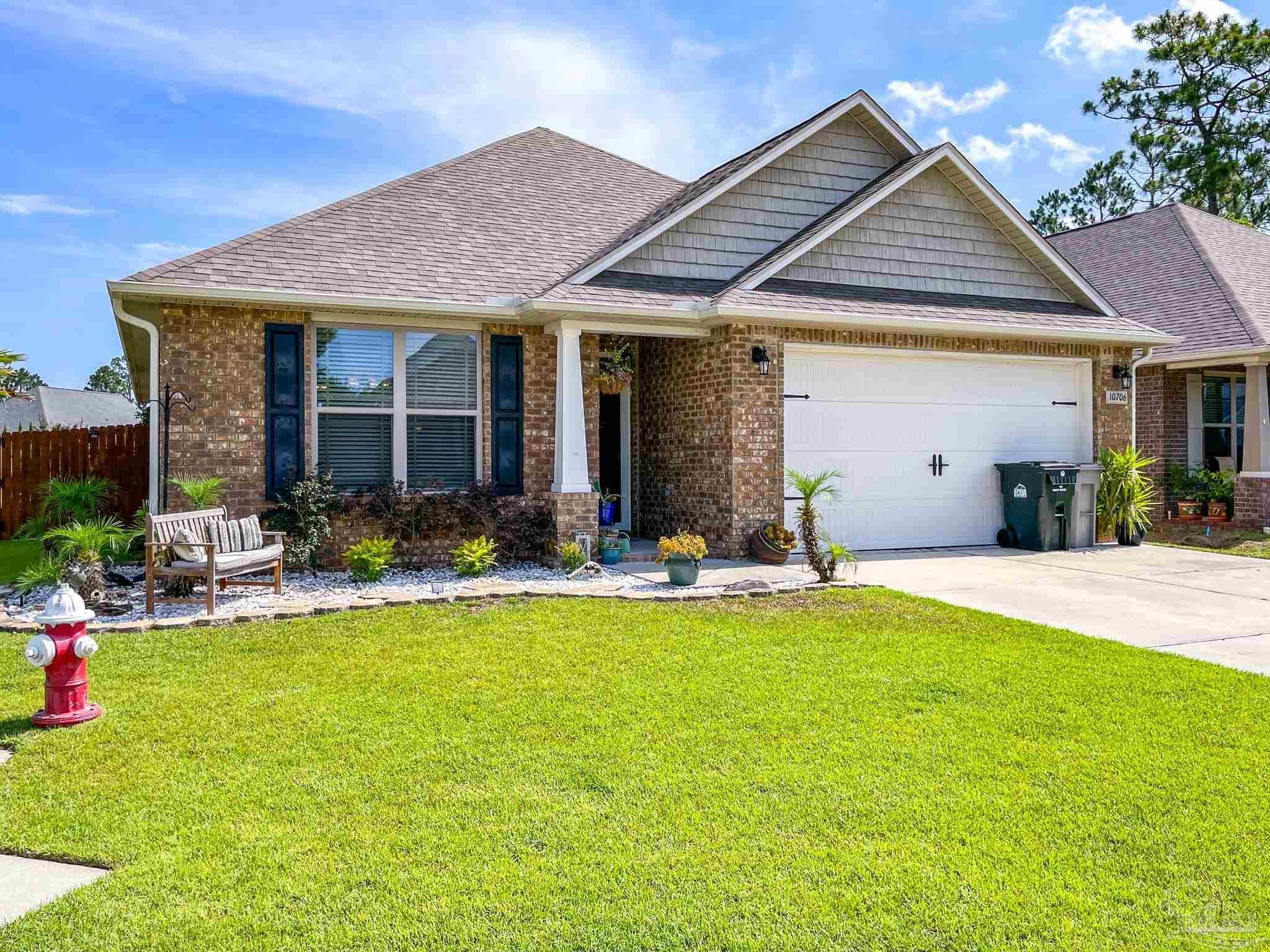 Photo of Listing #668902