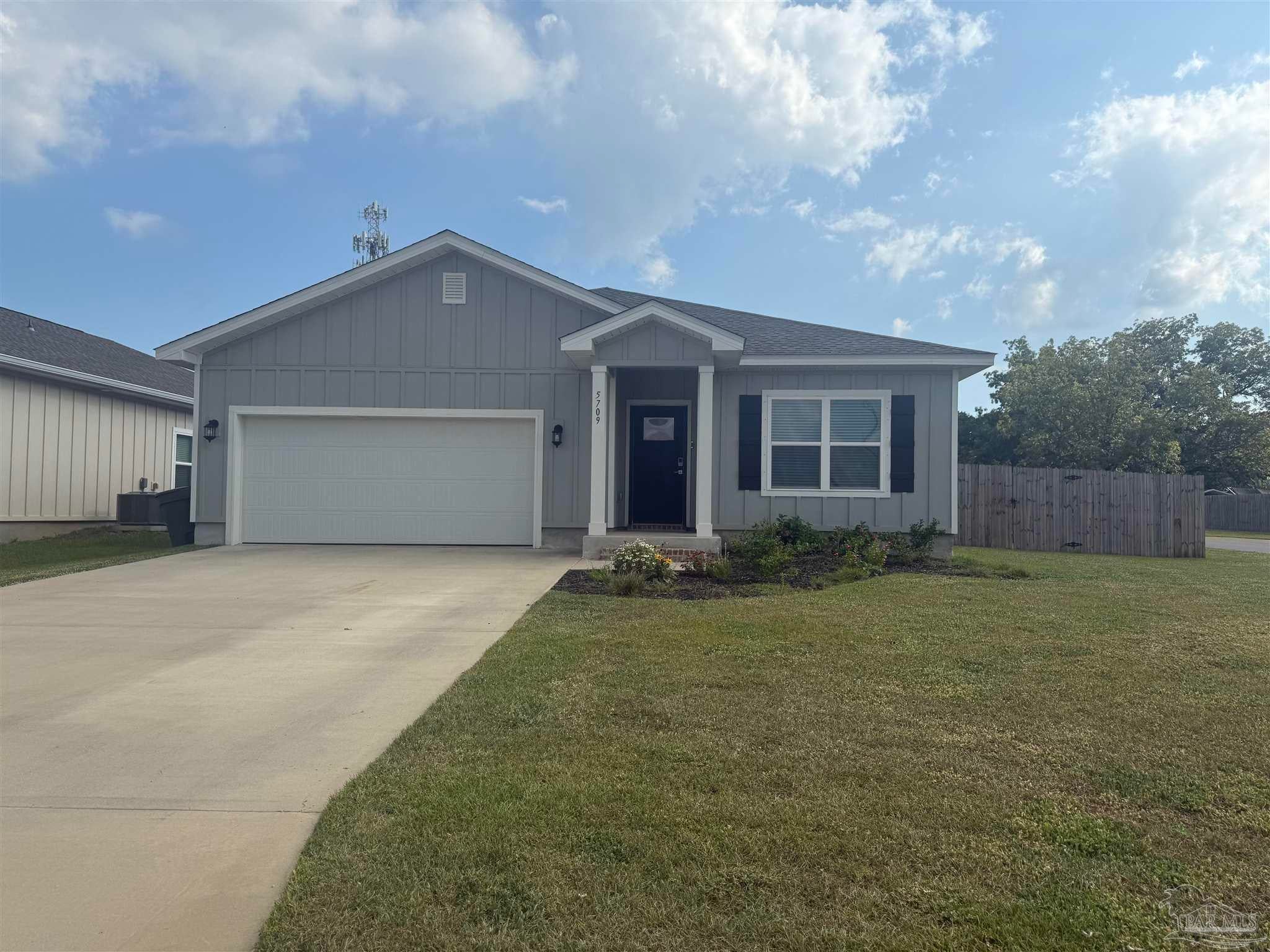 Photo of Listing #670598