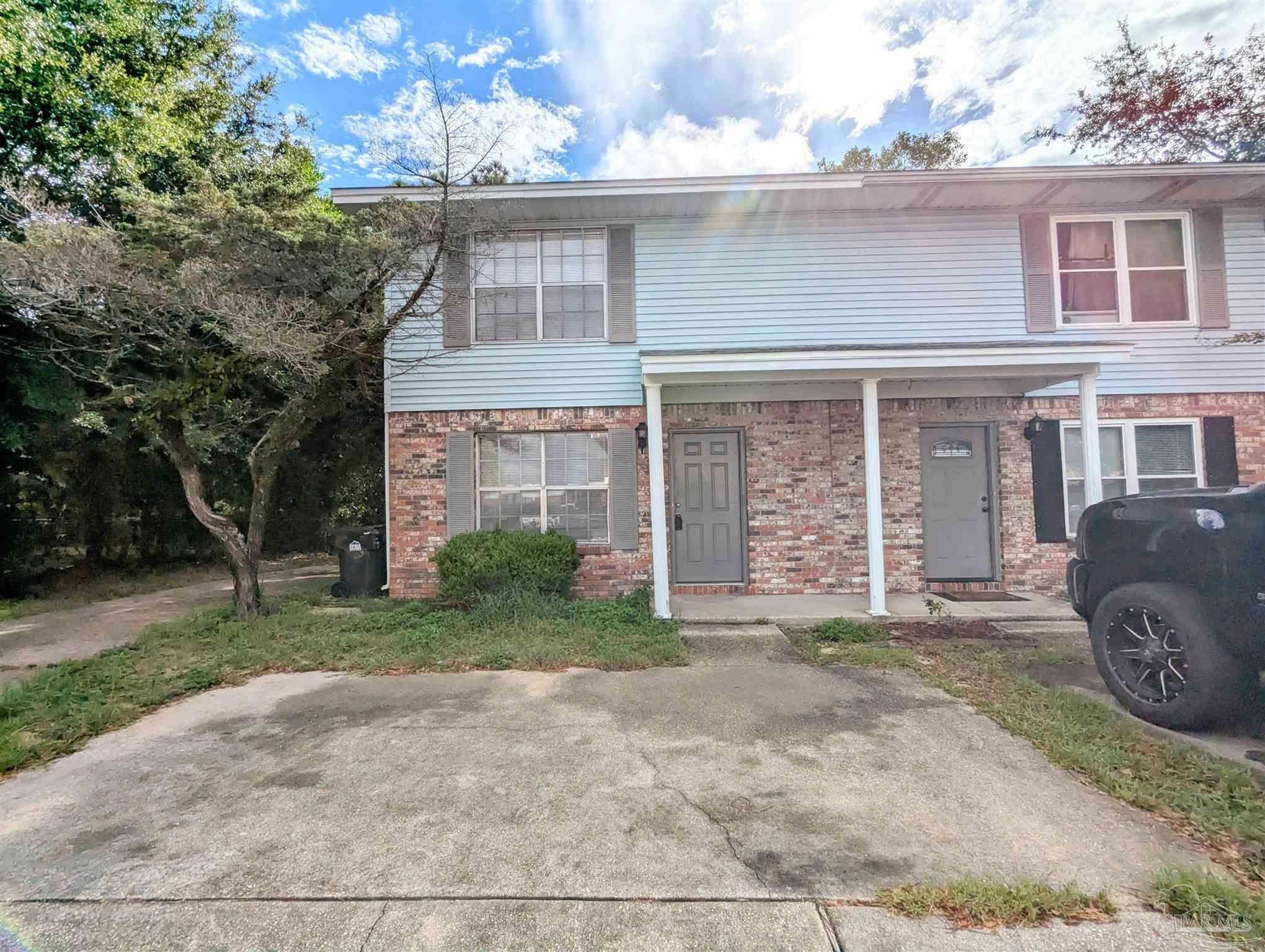 Photo of Listing #670877