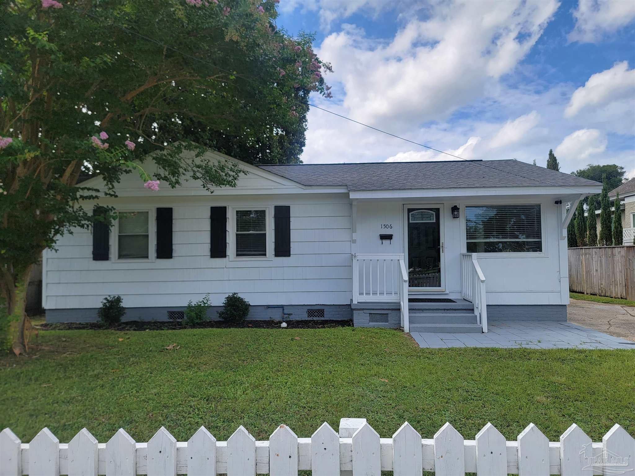 Photo of Listing #671086