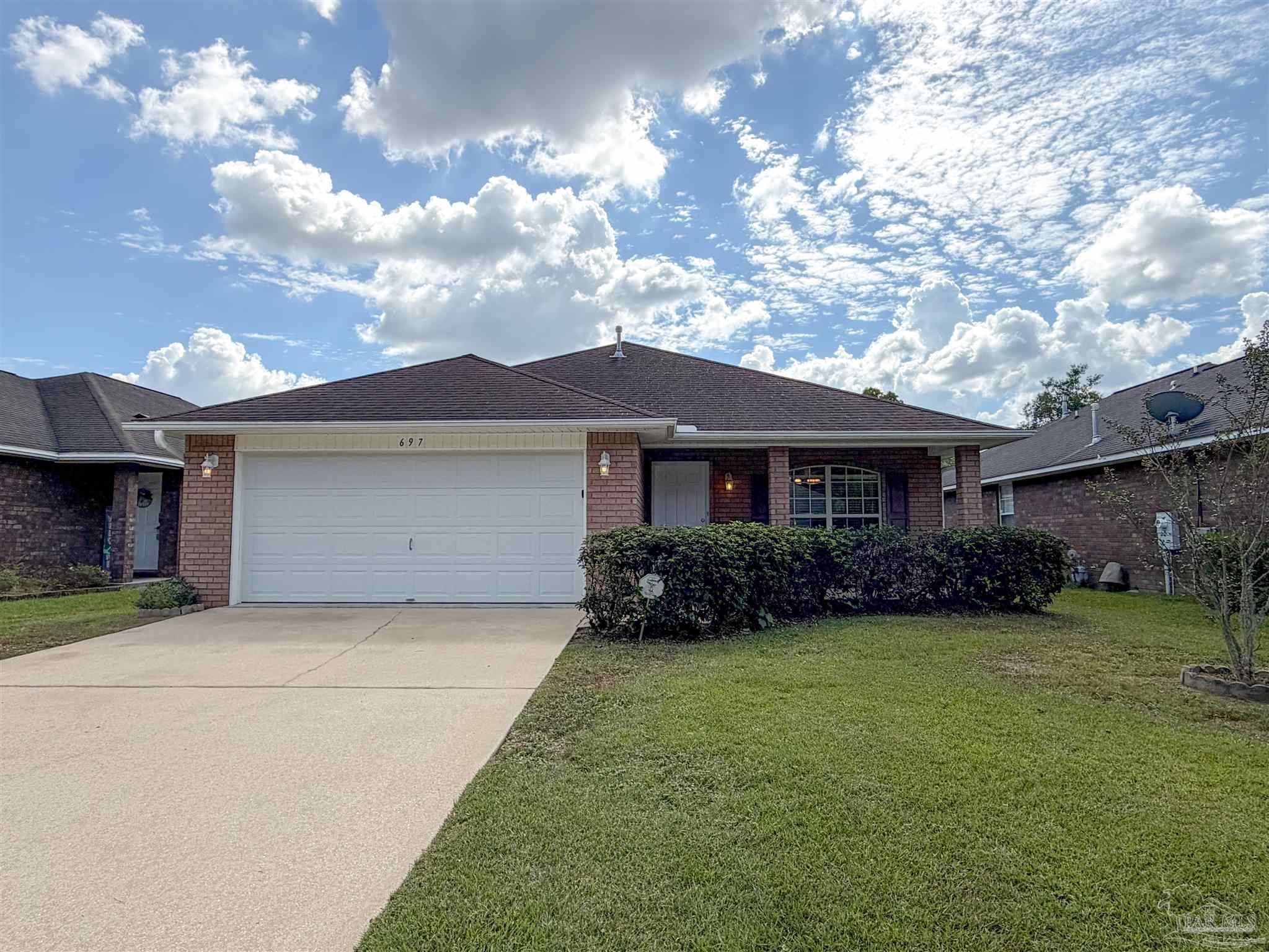 Photo of Listing #672142