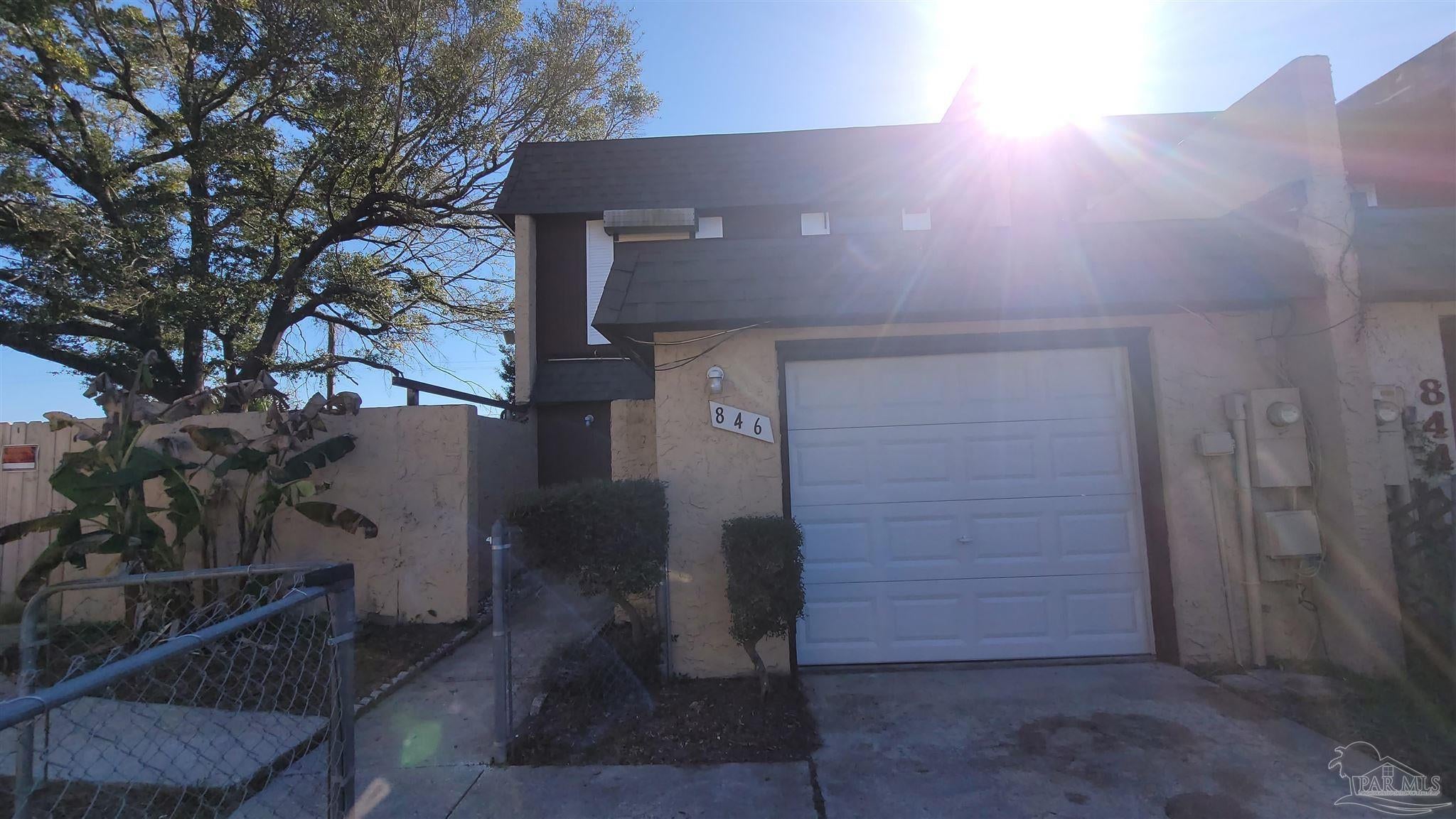 Photo of Listing #672325