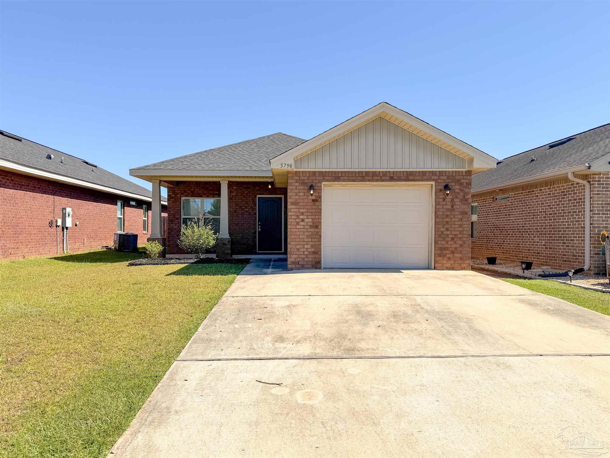 Photo of Listing #672594