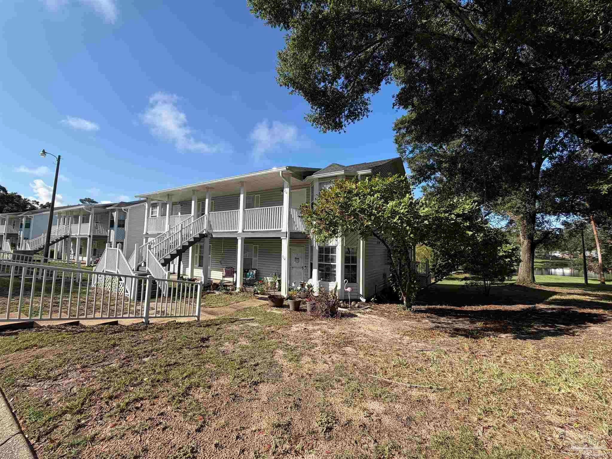 Photo of Listing #672976