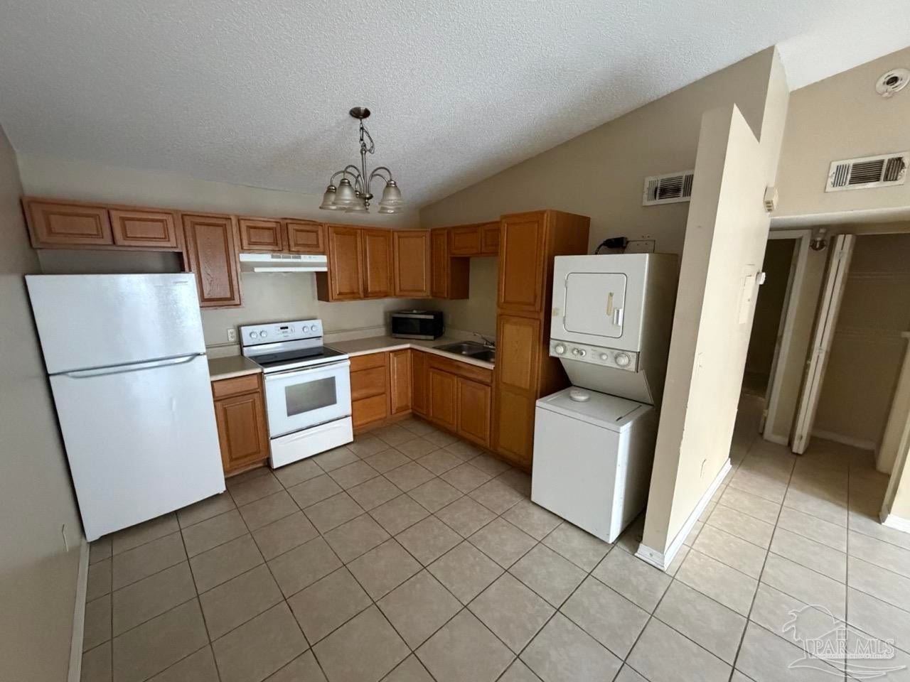 Photo of Listing #673954