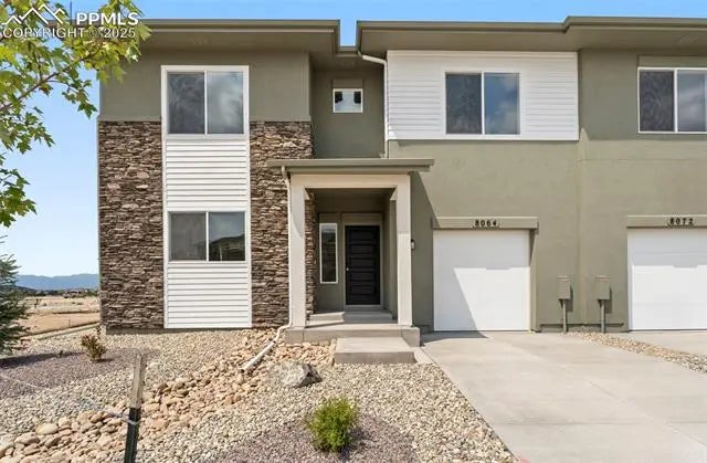 Residential Real Estate for Sale at 8064 School House Drive in the city of Colorado Springs by MLS #2758320