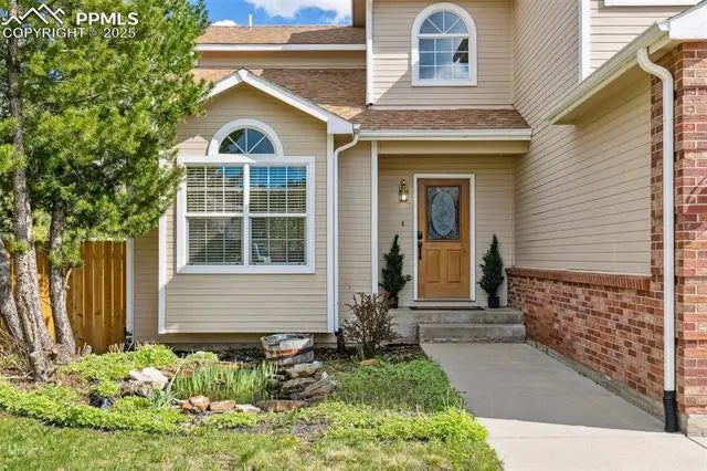 Residential Real Estate for Sale located in the neighborhood of Woodstone, in the city of Colorado Springs, CO