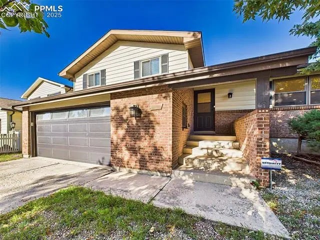 Residential for Sale by 5040 Escapardo Way in the Colorado Springs, located in the neighborhood of Villa Loma