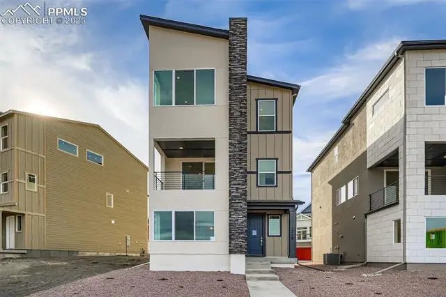 MLS #4302475 for Sale at 1727 Keystone Crest Lane, in the city of Colorado Springs, 80905