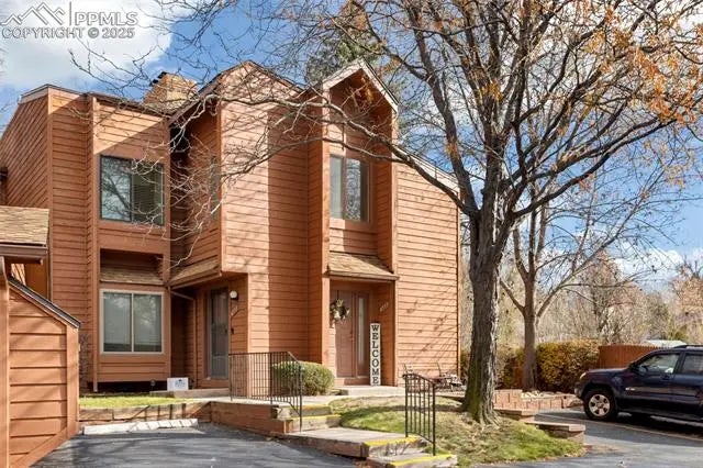 Residential Real Estate for Sale at 4777 Daybreak Circle in the city of Colorado Springs by MLS #2041908