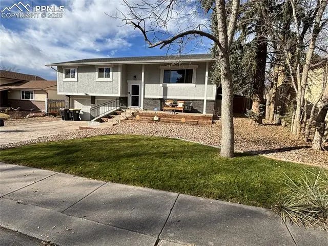 MLS #1278535 for Sale at 3631 Haven Circle, in the city of Colorado Springs, 80917