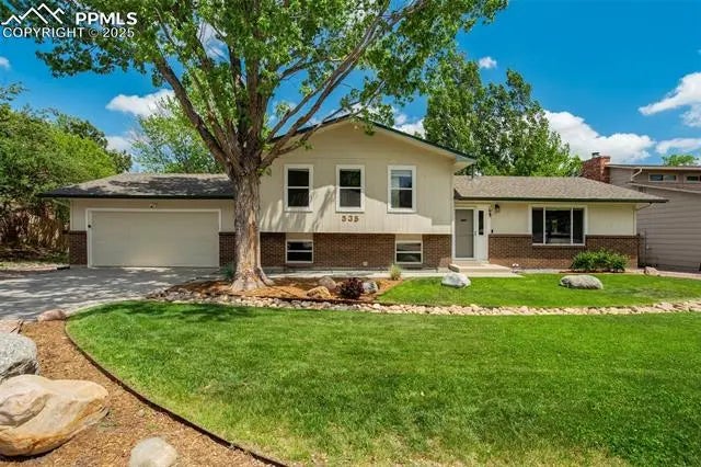 Colorado Springs Homes for Sale in the neighborhood of Silver Springs in the Zipcode of 80919