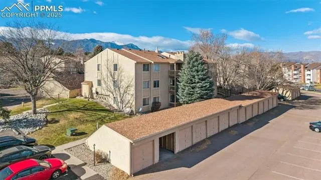 Colorado Springs Real Estate - MLS # 6001420, Residential real estate for Sale in Mirage At Cheyenne Mountain, MLS Listings # 6001420