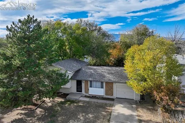 Colorado Springs Homes for Sale in the neighborhood of Widefield Country Club Heights in the Zipcode of 80911