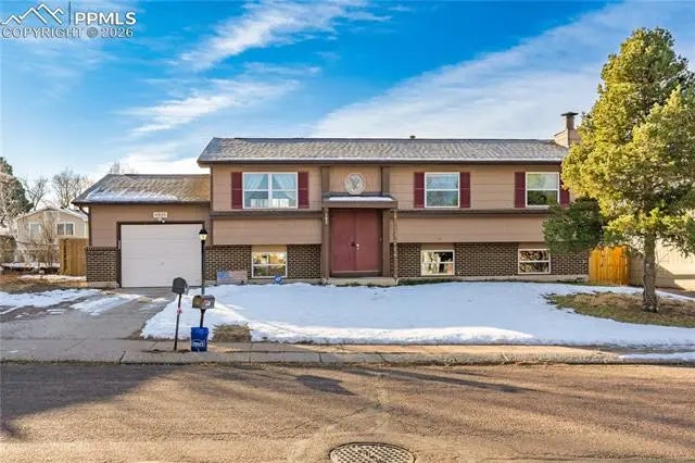 Residential Real Estate for Sale located in the neighborhood of Clear View Estates, in the city of Colorado Springs, CO
