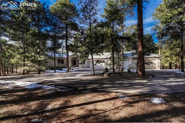 Residential Real Estate for Sale at 19725 Soaring Wing Drive in the city of Colorado Springs by MLS #6022489